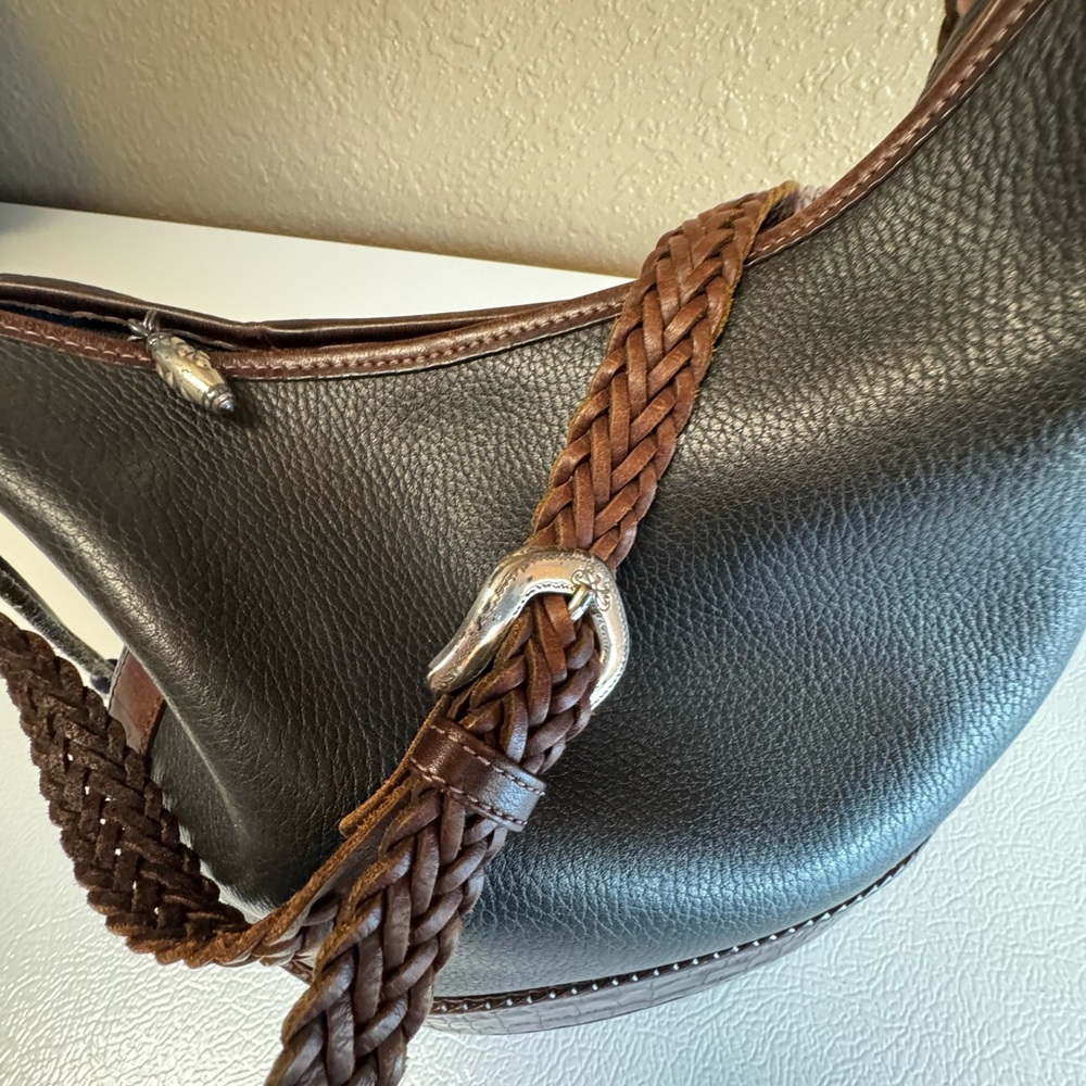 Brighton Leather Bucket Crossbody/Shoulder Bag - Picture 6 of 12